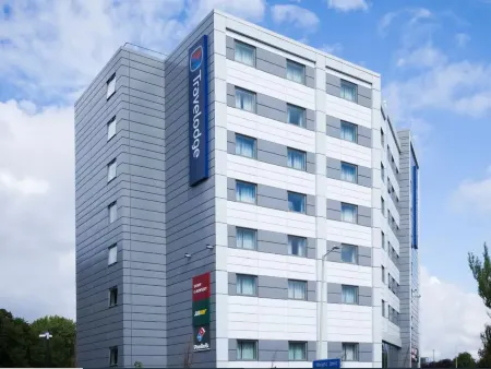 Travelodge Hemel Hempstead Gateway Отели в г. Хемел-Хемпстед