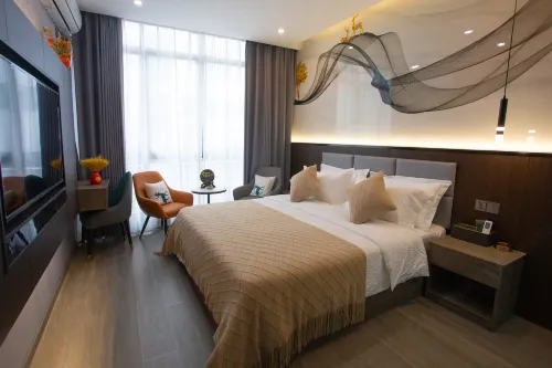 Jianshi Cihe Business Hotel