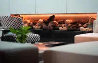 Mei Ling Holiday Hotel (Wanda Plaza Liupanshui Liupanshui Railway Station Store)