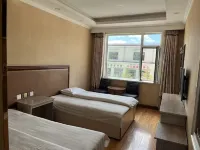 Tianhe Business Hotel Hotels in Maqu