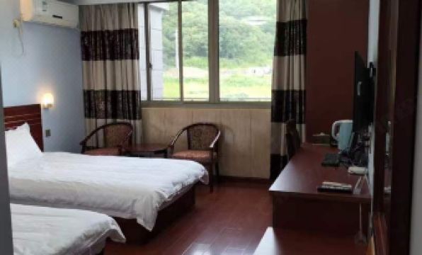 Shaoxing Chenxi Scenic Town Riverside Chinese Inn