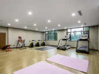 Chonpines Hotel (Baoding Xushui Railway Station Chenyang Avenue) Hotels near Mosque (Qingzhensi Street)