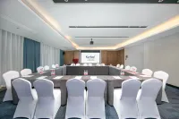 Kyriad Hotel (Luzhou High-speed Railway Station Southwest Medical University)