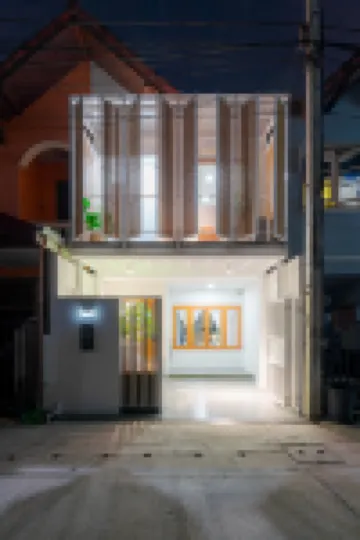 Modern Townhome / 2BR near CNX moat