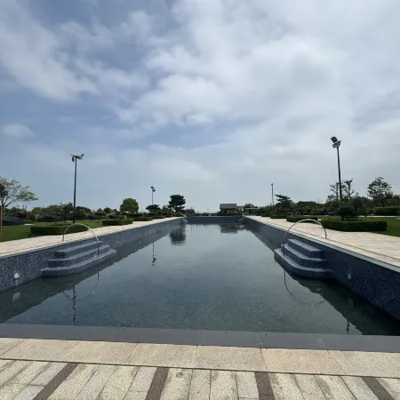 Senya S Intelligent Seaview Resort Hotel (Greentown Dongsha Resort)