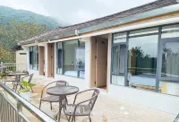Banshan Huasu Scenic Inn · Yinghuagu