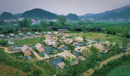 Guanglv Le Xing Zhi Qu De Tian Border Camp Homestay Отели рядом с достопримечательностью «Detian Transnational Waterfall Scenic Spot»