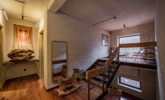 Yabuli QuShe Four seasons Private Lakefornt B&B