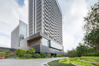 Celebrity City Serviced Apartment (Huizhanzhang Bay East City Guozhanbei Subway Station) Hotels near Shajing Town