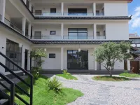 Viewing Snow Mountain and Cloud Sea  Spring Resort Private Villa
