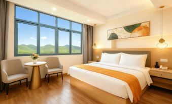 Lisilai Hotel (HSBC Plaza)