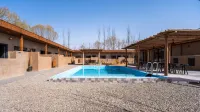 Zhongwei Whisper of Sand Homestay - Rooftop Pools