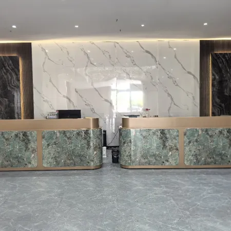 Baoxing Giant Panda Smart Choice Hotel