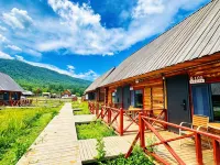 Kanas Yeruili Homestay - balneario