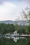 Shennv Valley Camping Hotel - parkir
