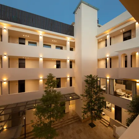 Jinshi·Seaview Resort (Huanhai East Road, Erhai Lake Branch)