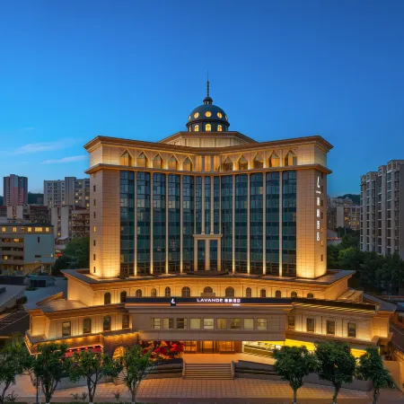 Lavande Hotel (Yichang CBD Huaxiang Hotel)