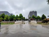 Zhongzhou Yihe Hotel (Dennis City Plaza) Hotels in Sui County