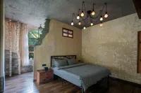 Crazy Man's Shop · Coffee Homestay (Nan'ao Island Qing'ao Bay Branch)