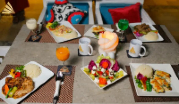 Pyramid Edge Hotel & Exclusive Pyramids View Rooftop