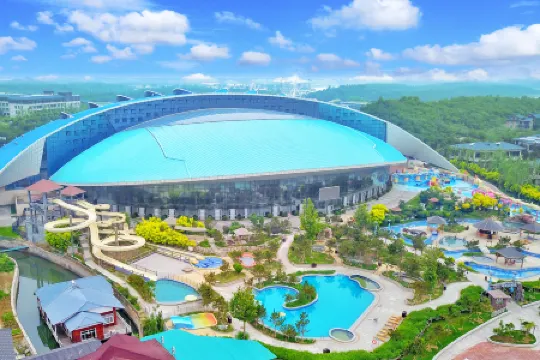 Fisher island Seaview Hot Spring Resort