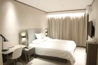 HanTing Hotel (Tianjin West Station Hebei University of Technology) Hotel in zona Hebei University of Technology East Campus