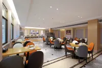 Vienna Hotel (Xilin Juding Culture and Art Center) Hotels in Xilin