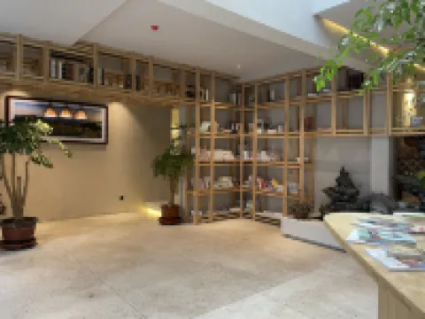 Xinxian Tianpu Comic Homestay