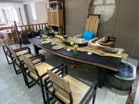 Longwei Holiday Hotel