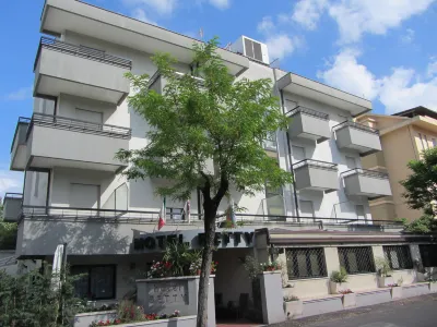Hotel Betty Personal Style and Beach Village Hotels near Bagno 26