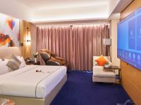 东莞财富现代国际酒店 - 投影按摩大床房