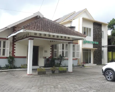 Wisma Tamu Uksw Hotels in Sidorejo