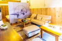 BuYueju Peacock Inn