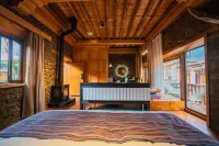 No. 20, Ranrika Village, GeNie Town, Litang County, Garze Prefecture Hotels in Litang County