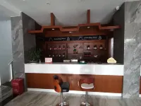 Luoping Jiahao Style Hotel