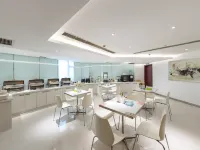 Magnotel (Feng County Bus Station) Hotel a Contea di Feng