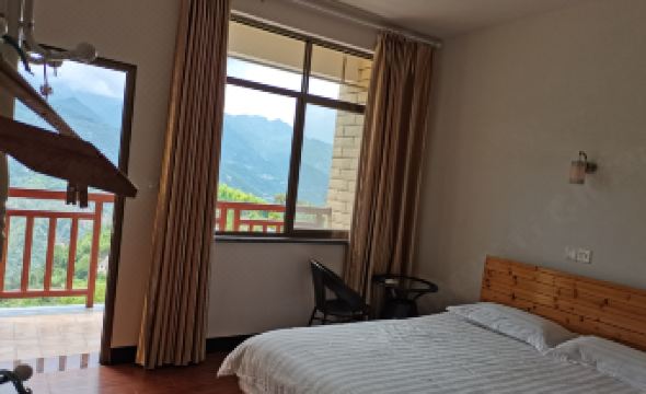 Yunchu Xiaoju Farmhouse