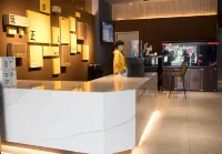 IU Hotel (Dongping Zhengwu Dating Dongshun Square) Hotels in Dongping