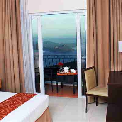 塔蓋泰湖景飯店 Rooms