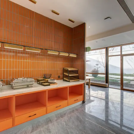 Tom Smart Arts Hotel