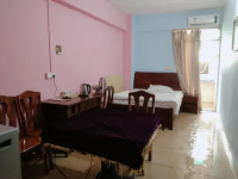 Hongyuan Apartment