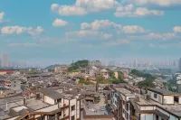 Lianci Yike Hotel (Chongqing Ciqikou Subway Station) Hotel in zona Sino-American Cooperation Organization Concentration Camps Former Site April 1st Library