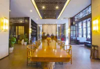 Cloud Seasons Superior • Baoshan Banqiao Ancient Town Qinglong Street Hotel