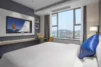 Yester Hotel (Quanzhou Government Affairs Center Gymnasium Branch) - parking