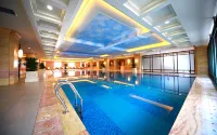 Howard Johnson Domando Plaza - 5-Star