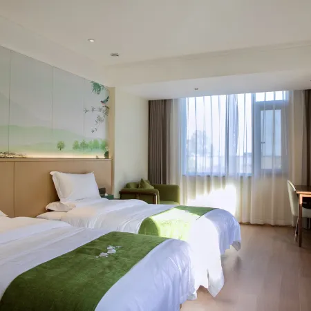 Xinyang Wenxin Chacun Resort Hotel
