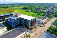 Siva Royal Hotel Hotels near Wat Tha Sampao Tai