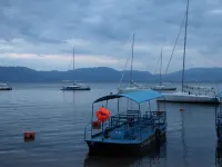 Fuxian Lake Xianqingyizhi Hotel Hotels in Huaning