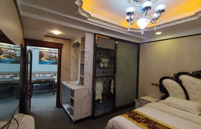 WanHao Express Hotel (Arun Banner Passenger Station)
