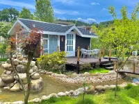 Cliff Flower RV Tent Hotel Hotels near Savage Valley